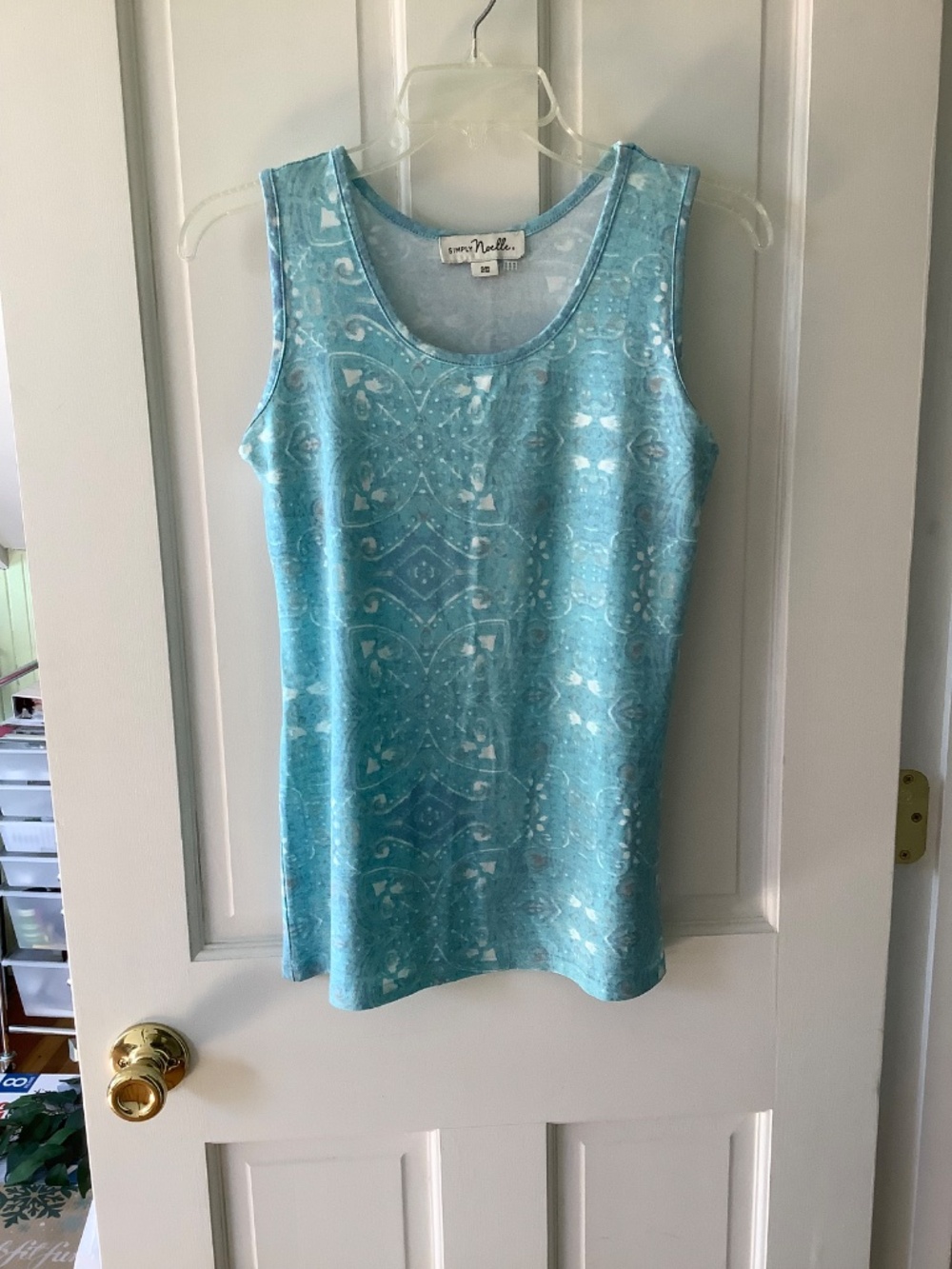 Tank top - Picture 2 of 6